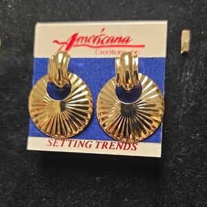 Gold Radiant Earrings